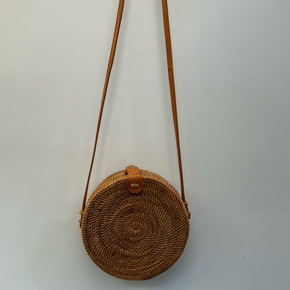 Rattan Canteen Bag Crossbody Purse Dark Natural Tan w Paisley Cloth Snap Closure - Picture 2 of 8